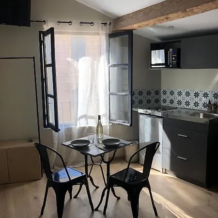 Arles: Studio De La Place Extérieur photo