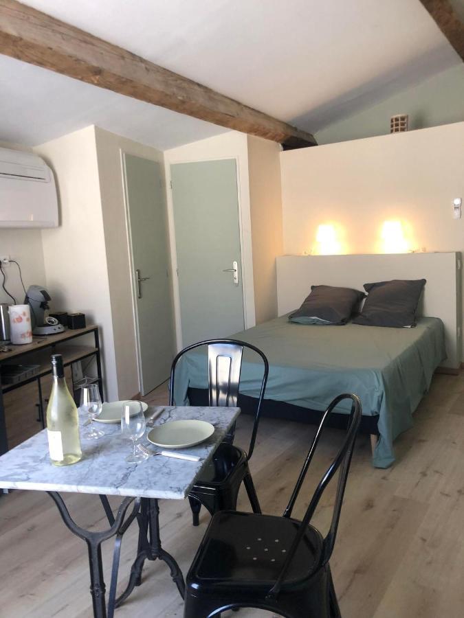 Apartment Arles: De La Place